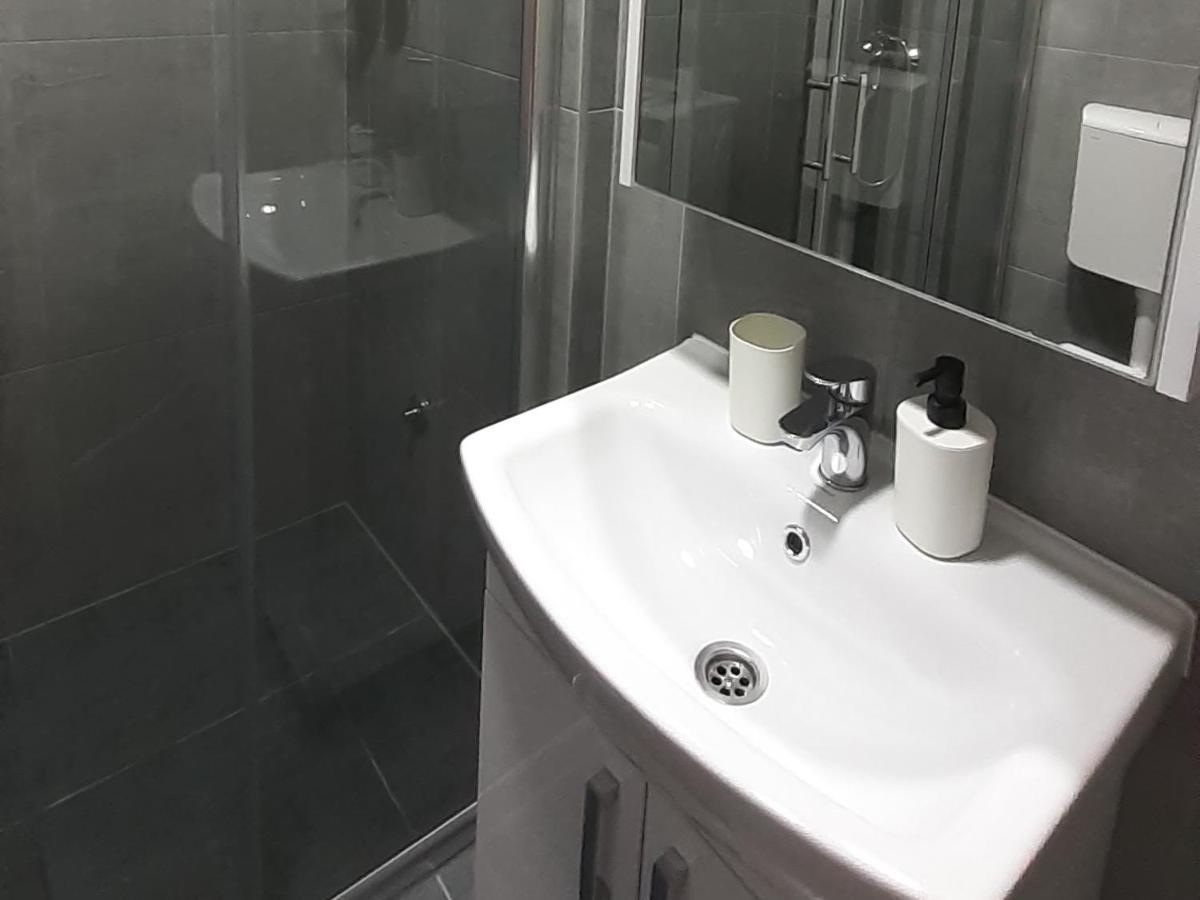 Apartman Una Сремски-Карловци Экстерьер фото
